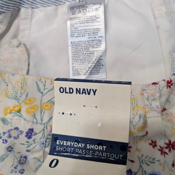NWT Old Navy Shorts White Colorful Floral 5 Inch Twill Everyday - SZ 0 - Picture 4 of 4